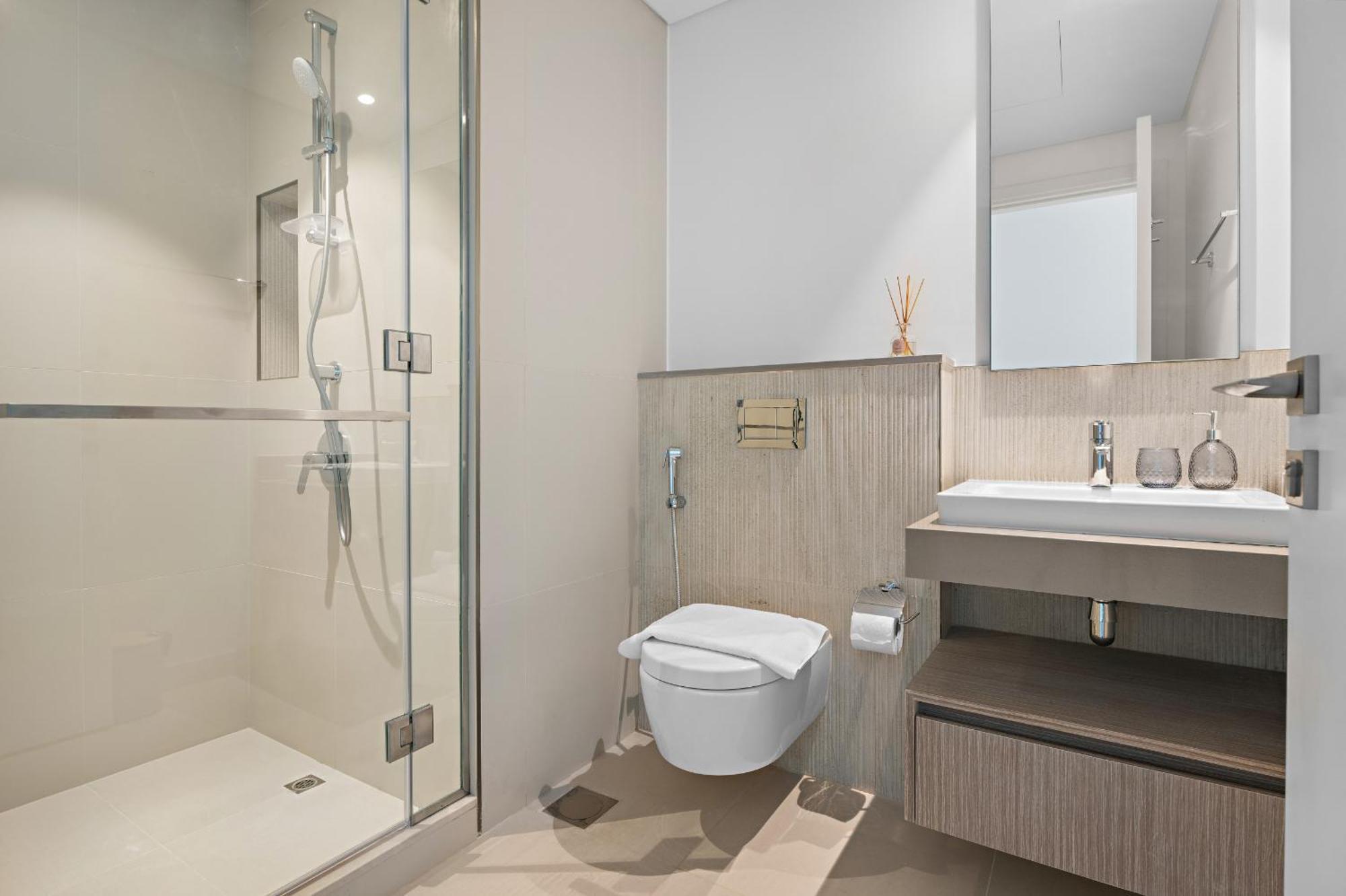 Apartment Vayk - Bright & Elegant 2 Bd With Creek Views *